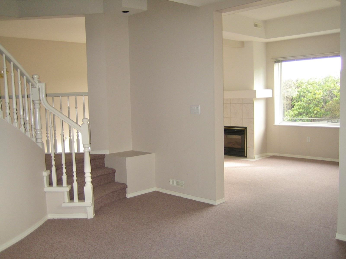 Mudroom Photo of 3022 Plateau Boulevard, Coquitlam, BC