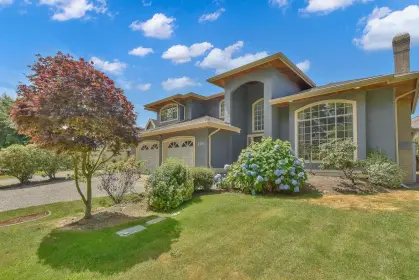 5600 Cornwall Drive, Richmond, BC, Richmond — Single Family Residence for sale