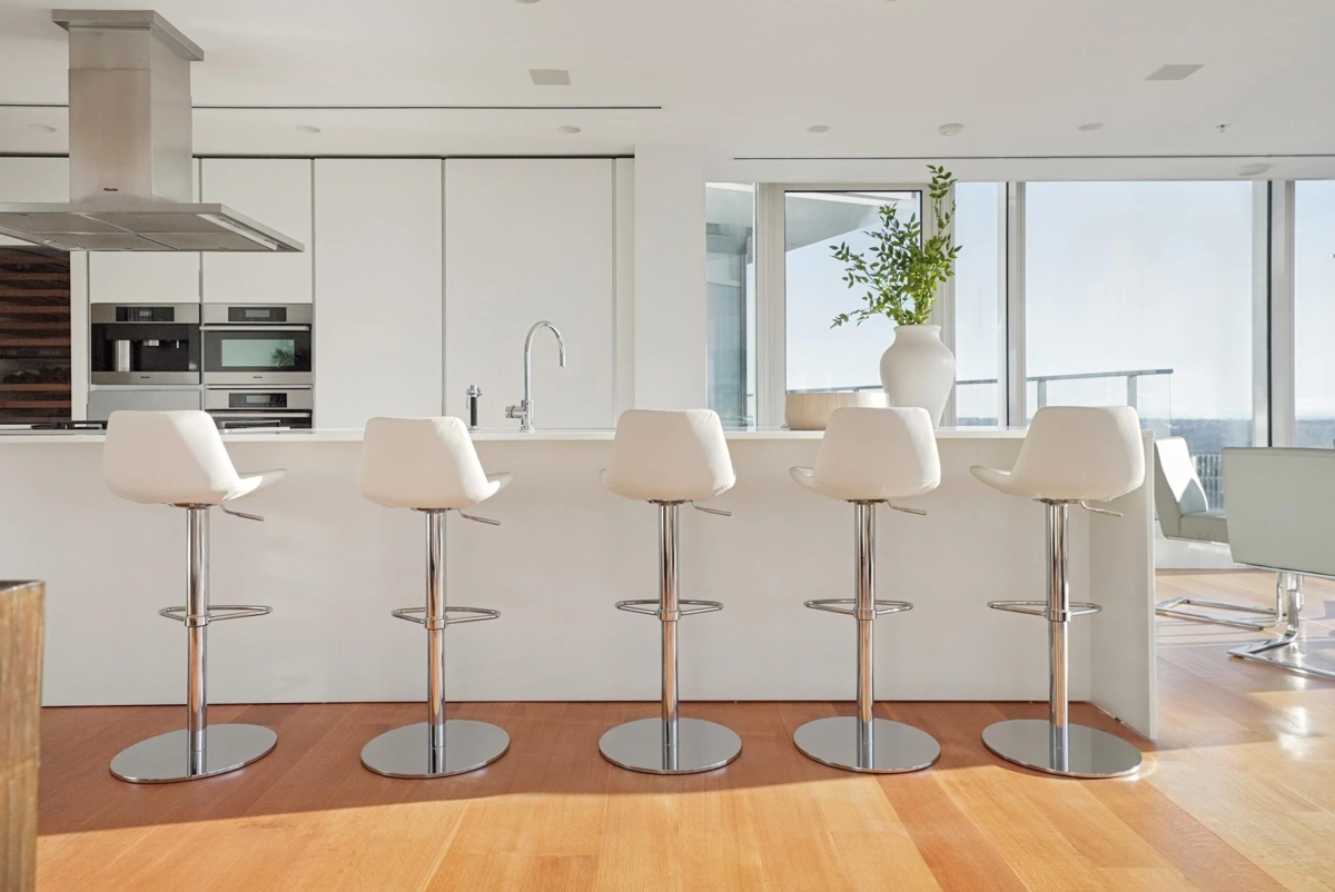 Backyard Photo of 4602 1011 W Cordova Street, Vancouver, BC