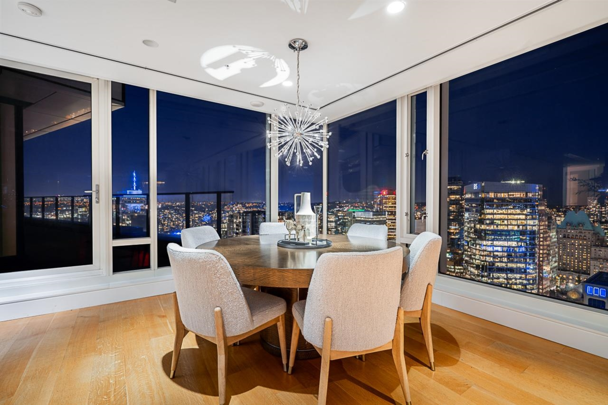 Bedroom 4 Photo of 4602 1011 W Cordova Street, Vancouver, BC