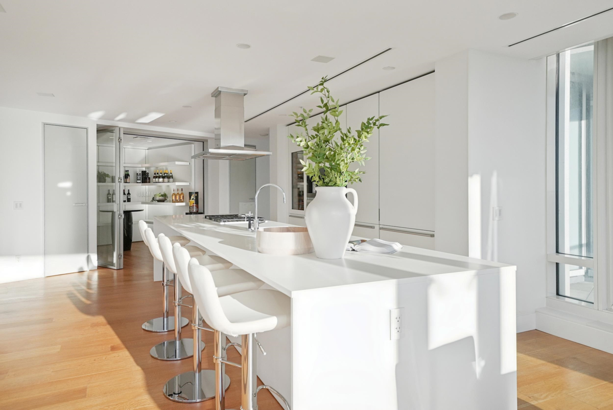 Outdoor Kitchen Photo of 4602 1011 W Cordova Street, Vancouver, BC