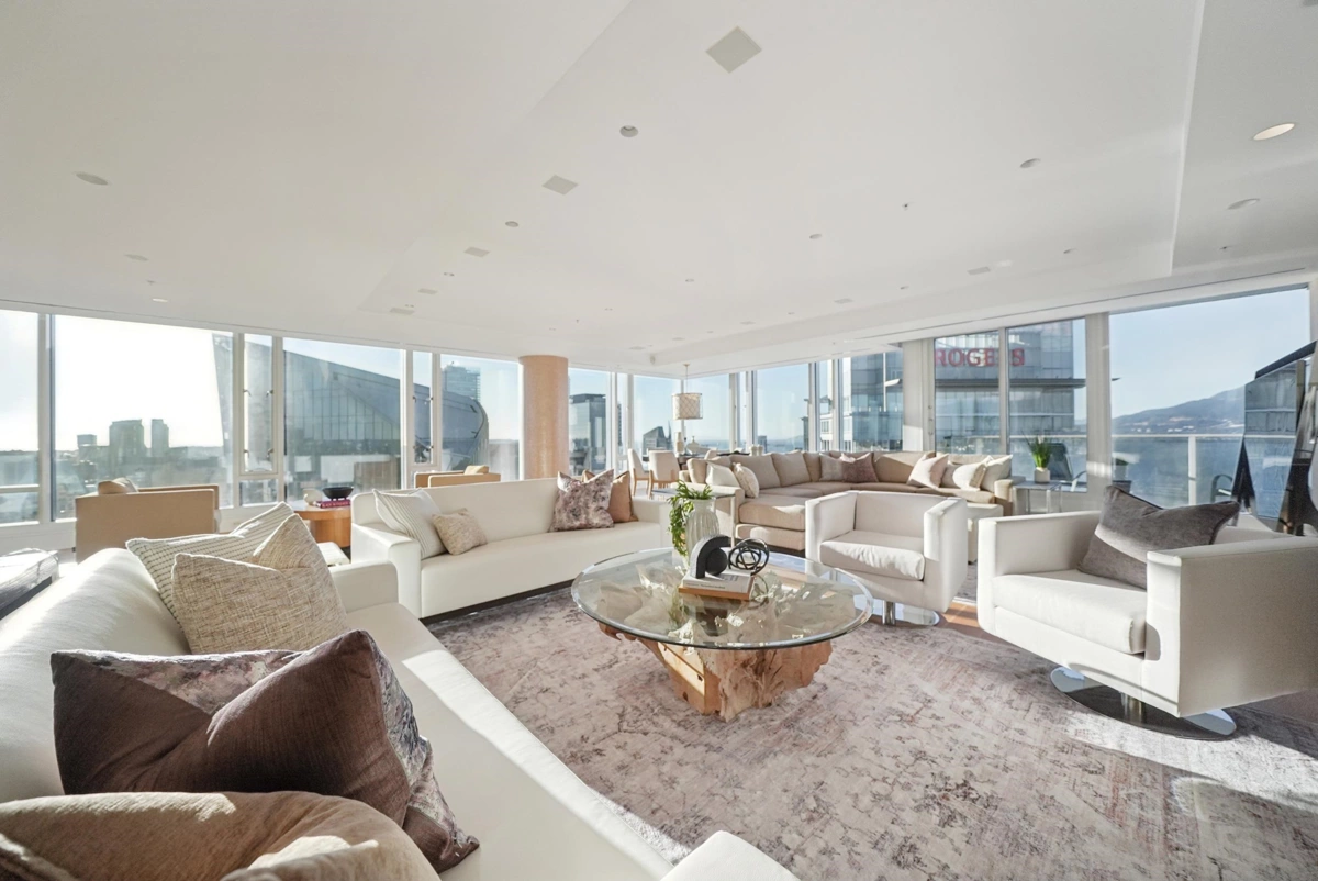 Outdoor Patio Photo of 4602 1011 W Cordova Street, Vancouver, BC