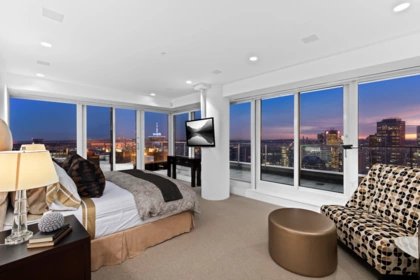 4602 1011 W Cordova Street, Vancouver, BC