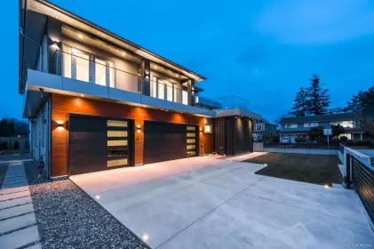 11271 Kingsgrove Avenue, Richmond, BC, Richmond — Single Family Residence for sale