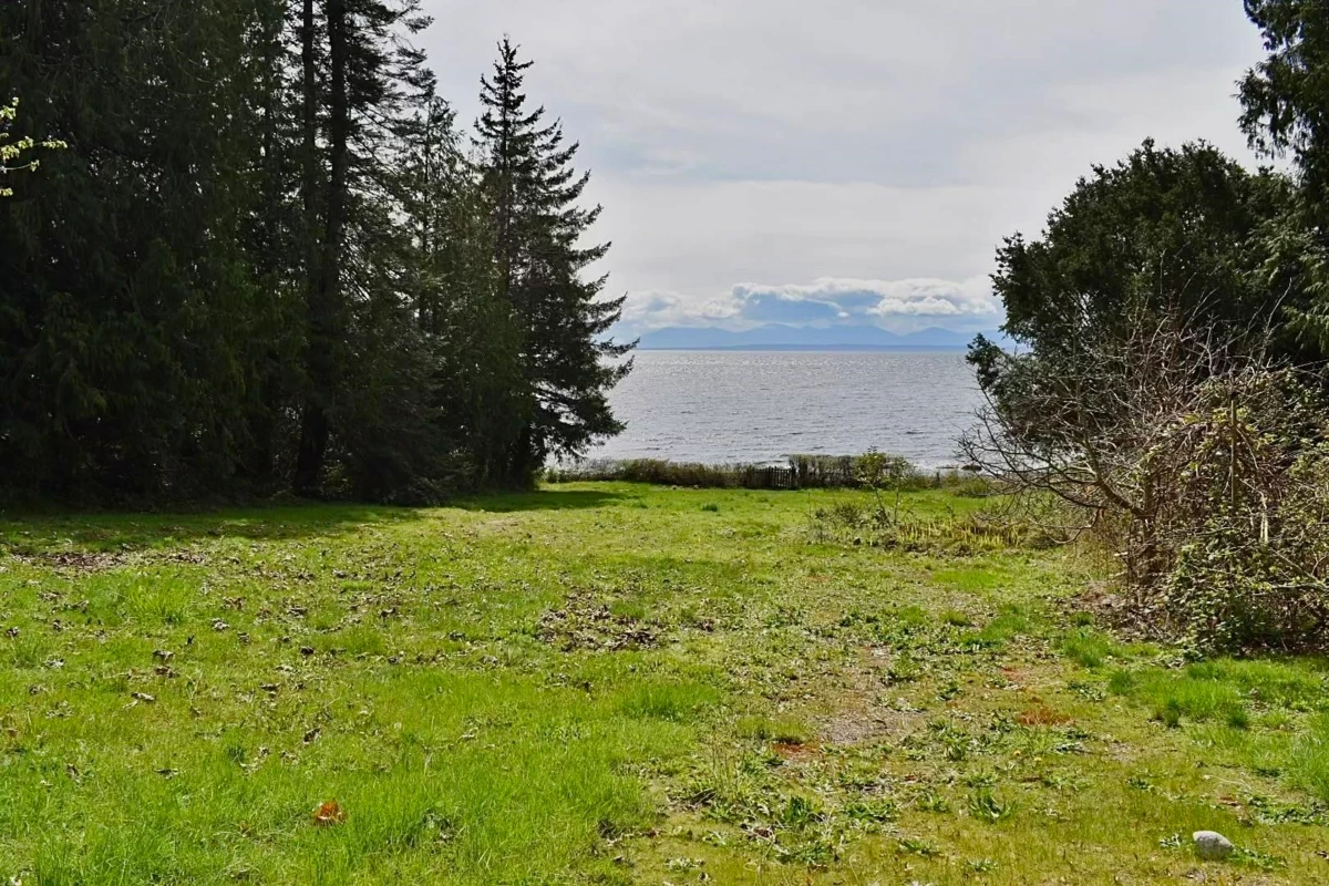 Pantry Photo of 2763 Lower Road, Roberts Creek, BC