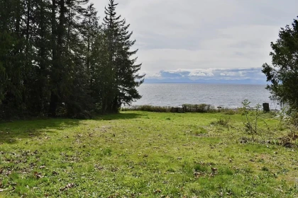 Breakfast Nook Photo of 2763 Lower Road, Roberts Creek, BC