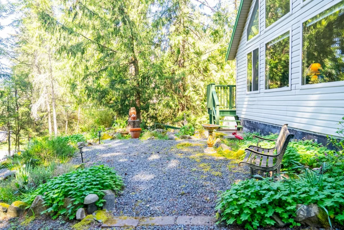 Backyard Photo of 2609 Dory Way, Pender Island, BC