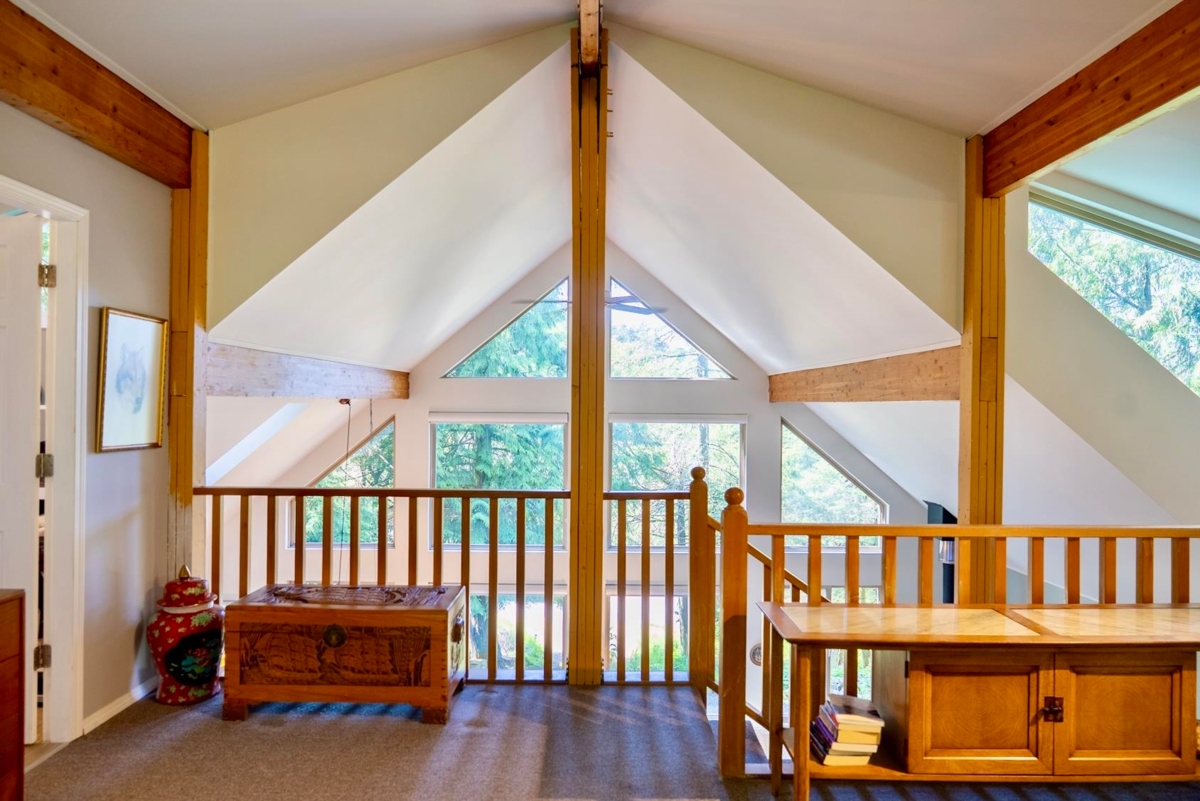 Garage Interior Photo of 2609 Dory Way, Pender Island, BC