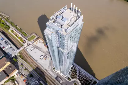 602 660 Quayside Drive, New Westminster, BC, New Westminster — Apartment/Condo for sale