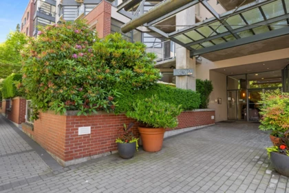 103 2228 Marstrand Avenue, Vancouver, BC, Vancouver — Townhouse for sale