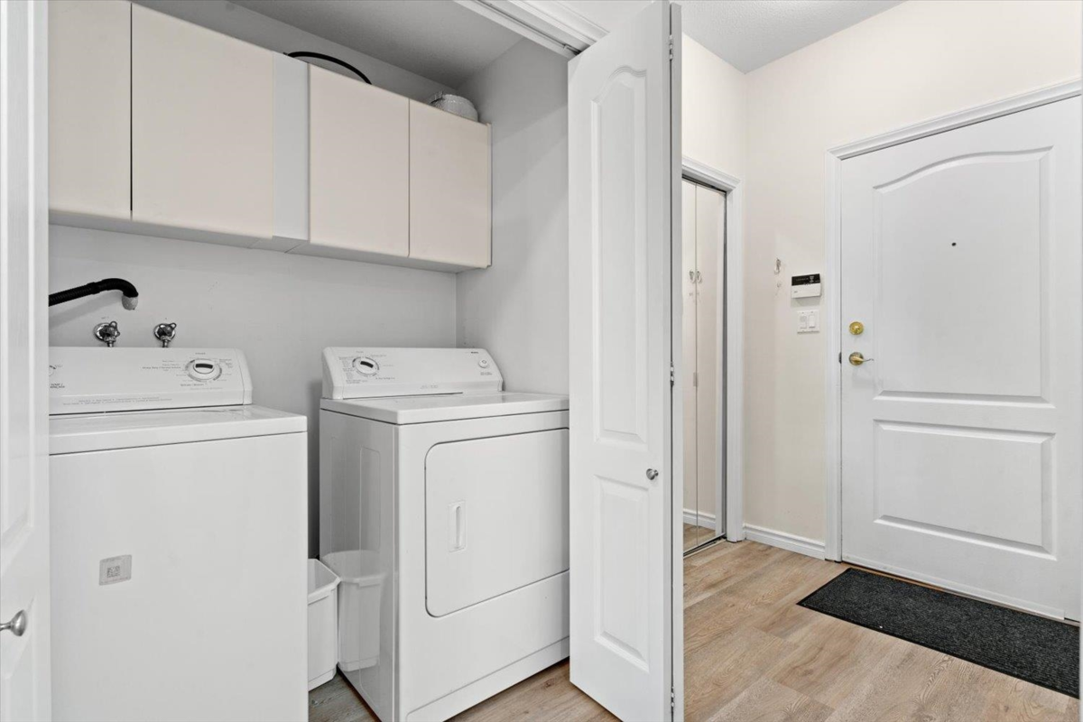 Guest Bathroom Photo of 105 45775 Spadina Avenue, Chilliwack, BC