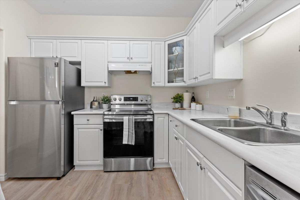 Primary Bedroom Photo of 105 45775 Spadina Avenue, Chilliwack, BC