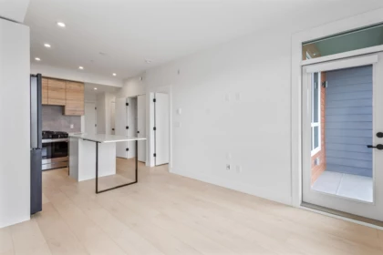 Basement Recreation Room Photo of 408 30490 Cardinal Avenue, Abbotsford, BC