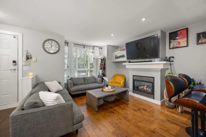 1 1075 Lynn Valley Road, North Vancouver, BC, North Vancouver — Townhouse for sale