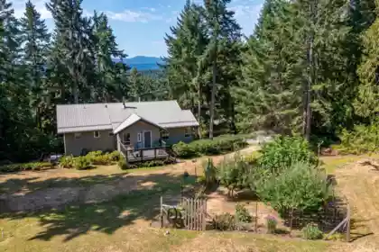 Fitness Center Photo Near 419 Clanton Road, Galiano Island, BC