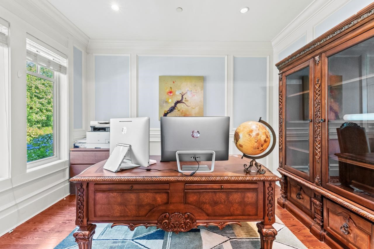 Dining Area Photo of 1030 W 33rd Avenue, Vancouver, BC