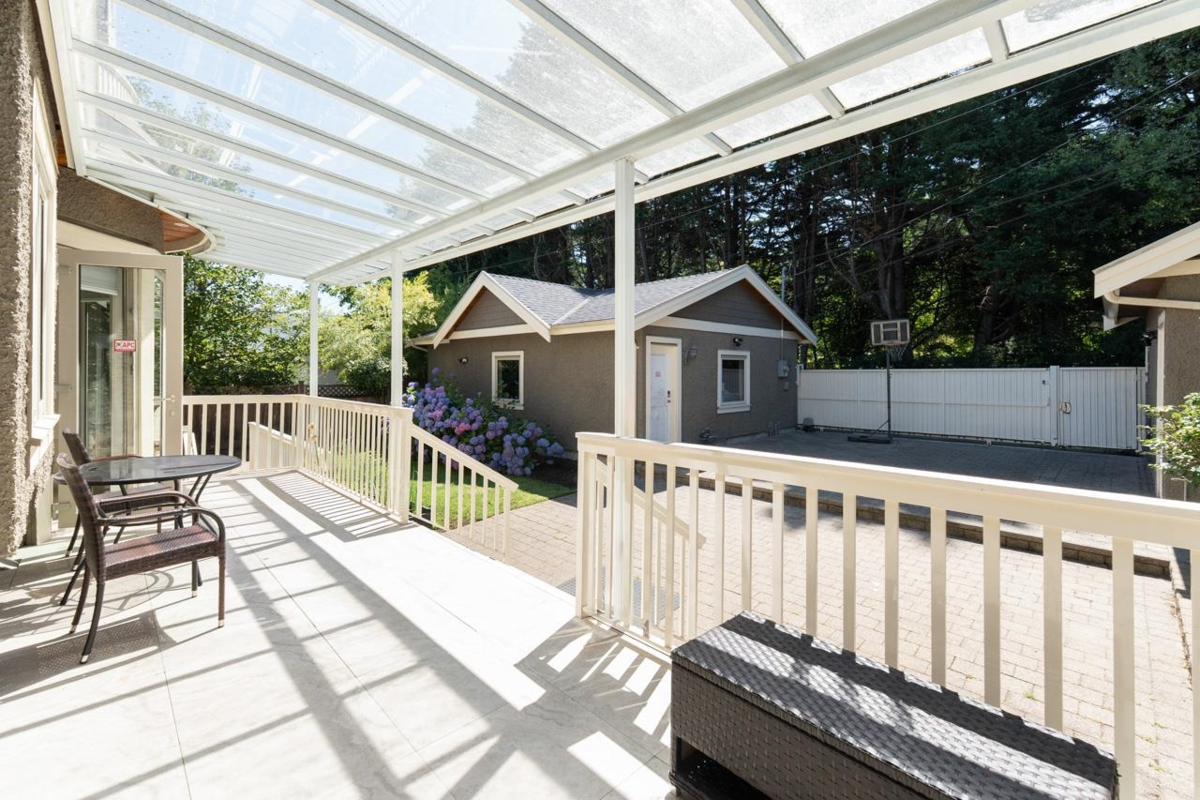 Hot Tub / Spa Photo of 1030 W 33rd Avenue, Vancouver, BC