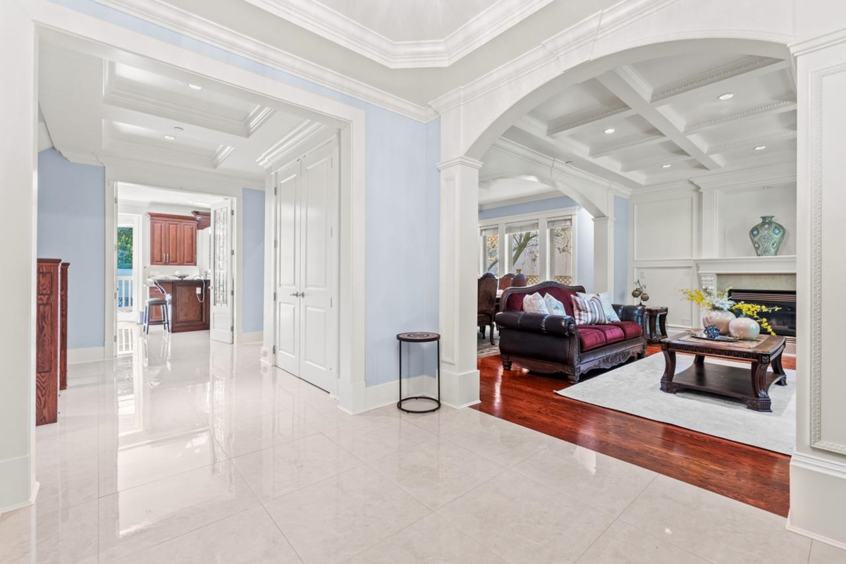 Living Room Photo of 1030 W 33rd Avenue, Vancouver, BC