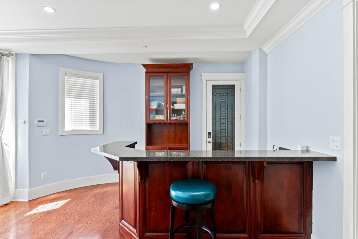 Staircase Photo of 1030 W 33rd Avenue, Vancouver, BC