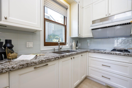 Laundry Room Photo of 3928 W 34th Avenue, Vancouver, BC