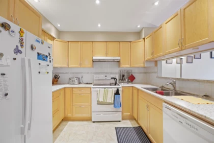 105 7580 Minoru Boulevard, Richmond, BC, Richmond — Apartment/Condo for sale