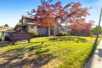1 46150 Riverside Drive, Chilliwack, BC, Chilliwack — Townhouse for sale