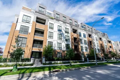 305 8327 201 Street, Langley, BC, Langley — Apartment/Condo for sale