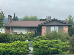 1131 Fulton Avenue, West Vancouver, BC