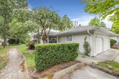 17 6478 121 Street, Surrey, BC, Surrey — Townhouse for sale