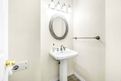 Loft / Bonus Room Photo of 17 6478 121 Street, Surrey, BC