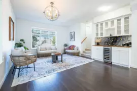 MLS R3040076