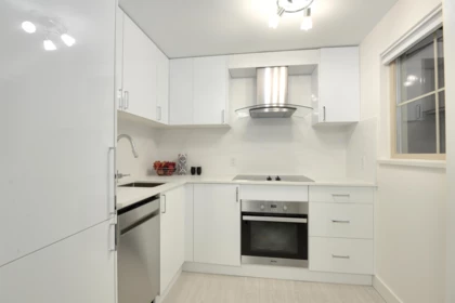 1604 121 W 15th Street, North Vancouver, BC, North Vancouver — Apartment/Condo for sale
