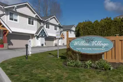 99 1821 Willow Crescent, Squamish, BC, Squamish — Townhouse for sale