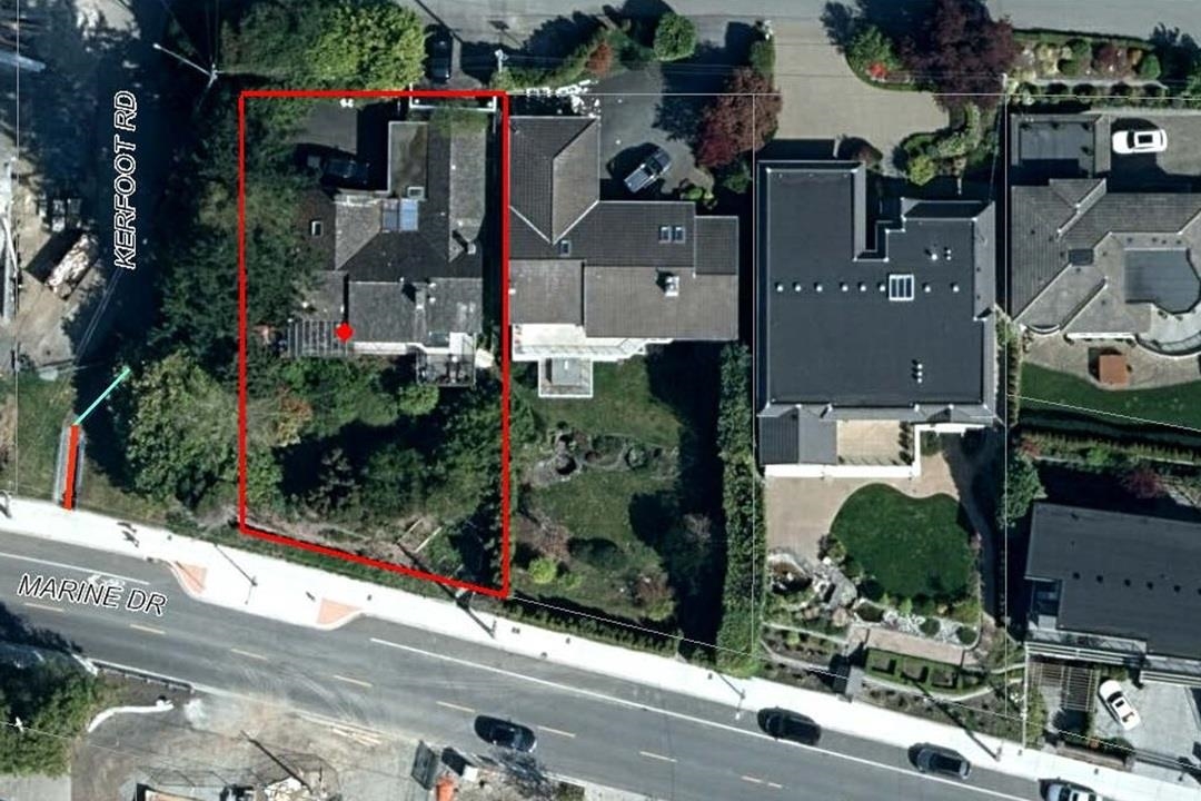 Pantry Photo of 14310 Sunset Drive, White Rock, BC