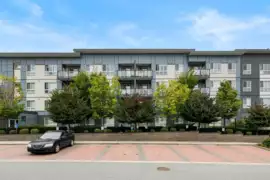 210 1948 North Parallel Road, Abbotsford, BC