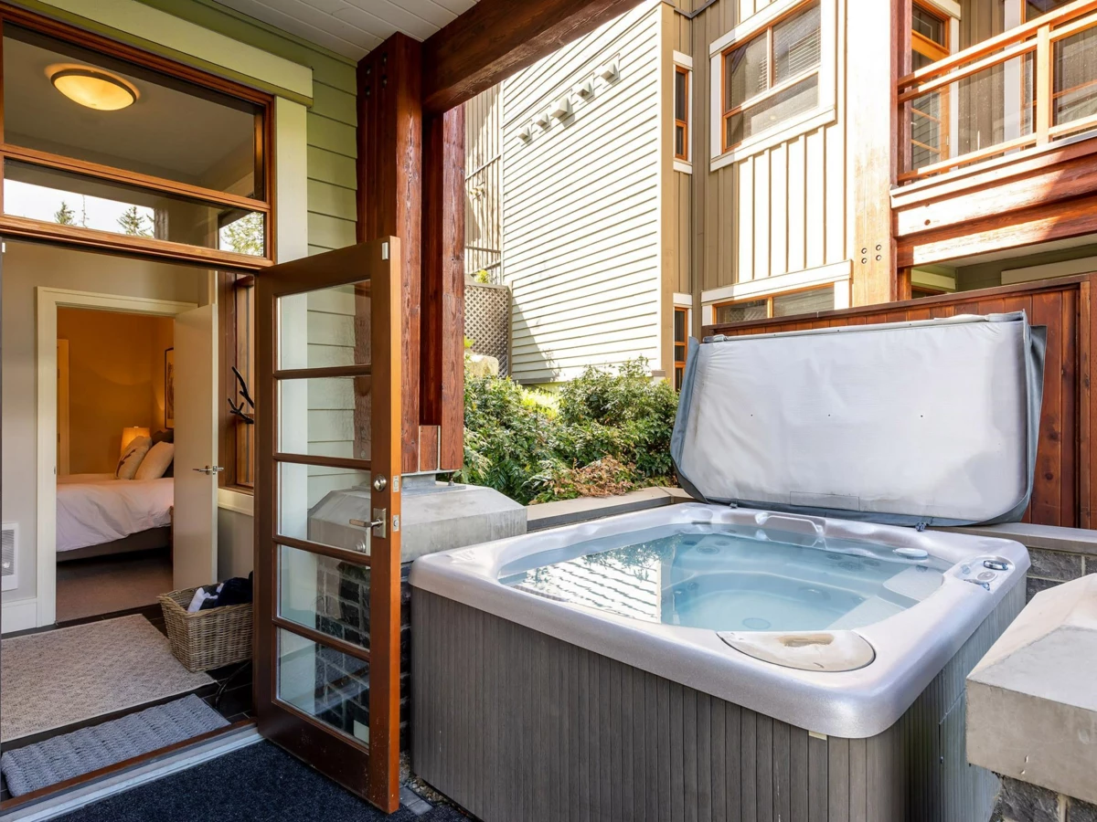 Entry Foyer Photo of 25 7124 Nancy Greene Drive, Whistler, BC
