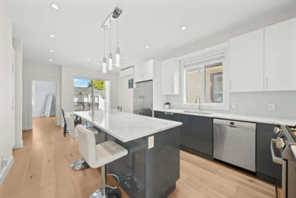 9779 Steveston Highway, Richmond, BC