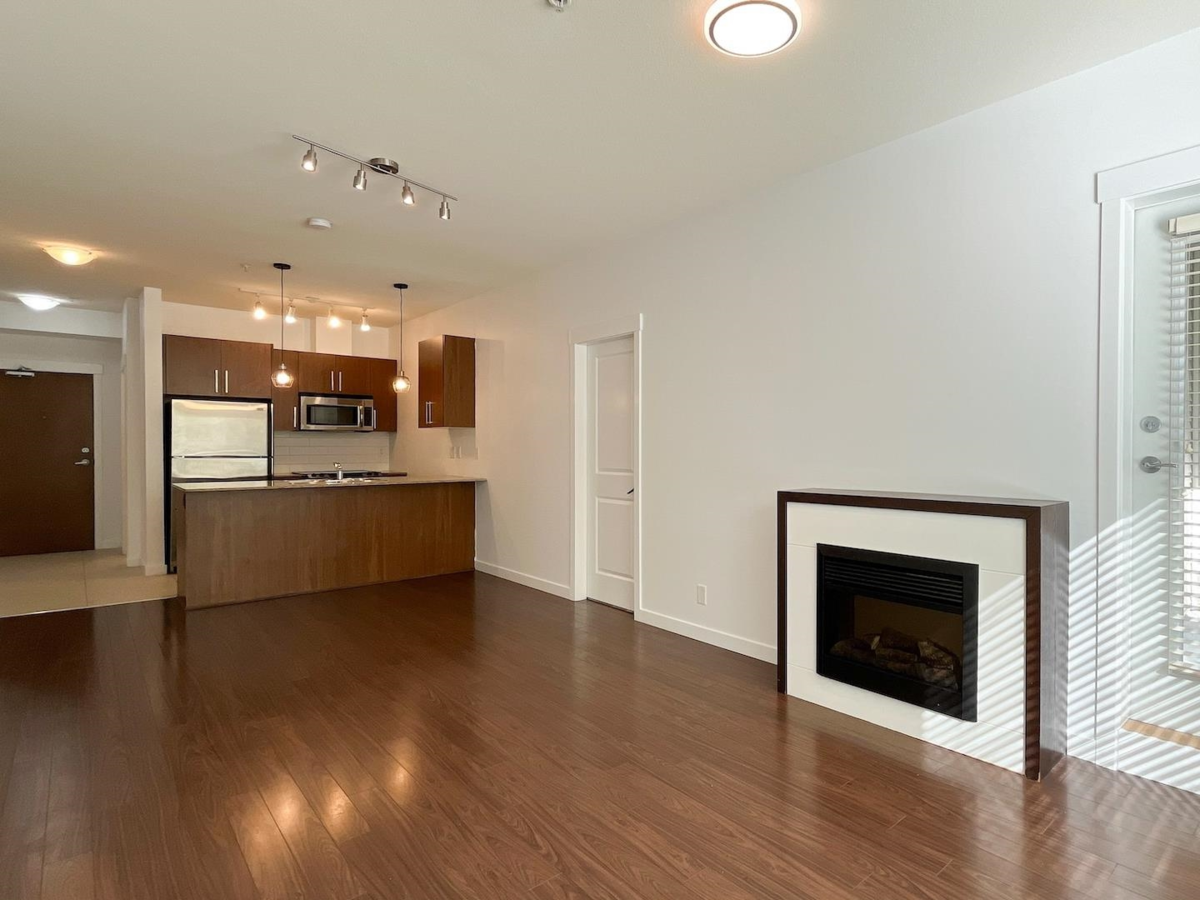 Family Room Photo of 217 2943 Nelson Place, Abbotsford, BC