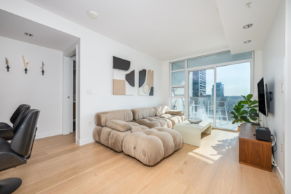 1212 1289 Hornby Street, Vancouver, BC, Vancouver — Apartment/Condo for sale