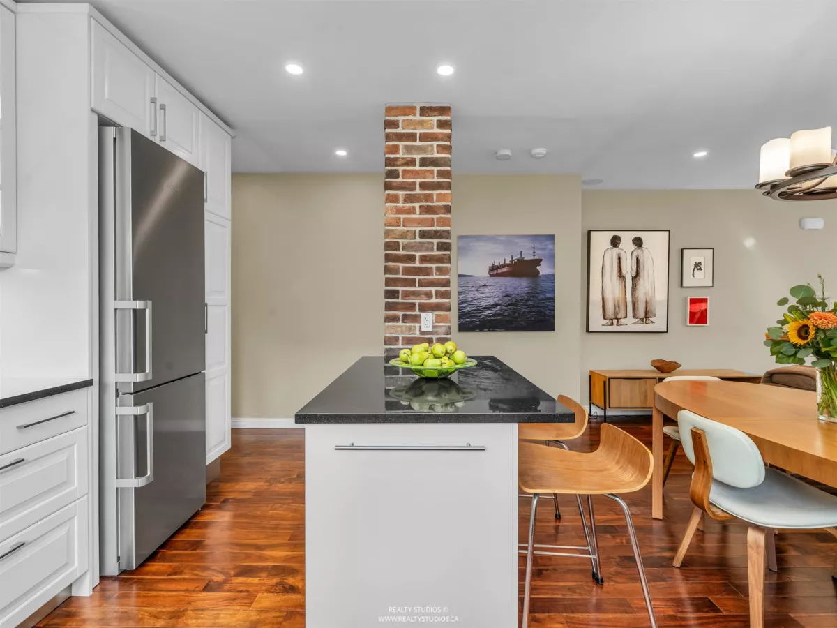 Pantry Photo of 4 2535 W 6th Avenue, Vancouver, BC