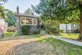 415 W 26th Street, North Vancouver, BC