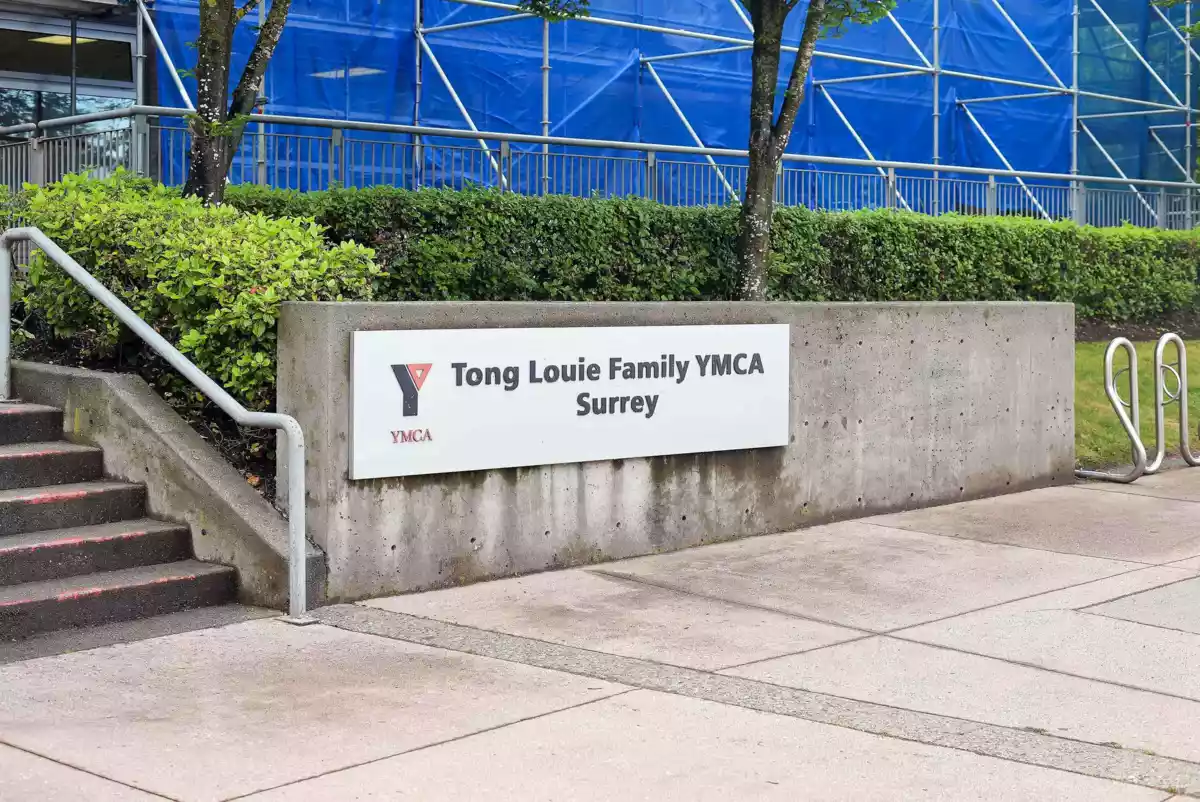 Hallway Photo of 15083 58a Avenue, Surrey, BC