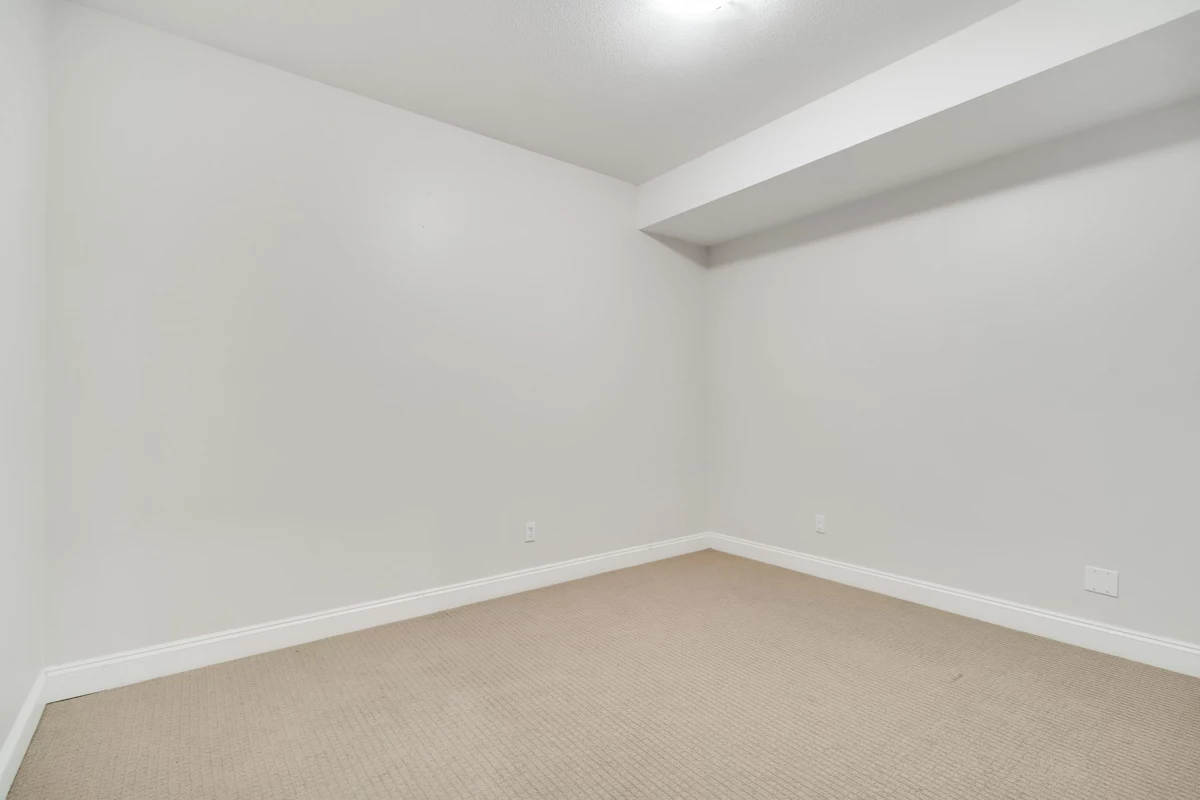 Office / Den Photo of 15083 58a Avenue, Surrey, BC