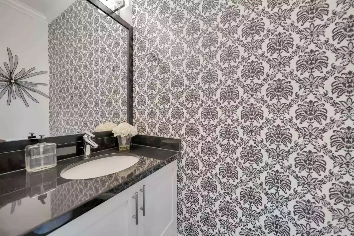 Pantry Photo of 15083 58a Avenue, Surrey, BC