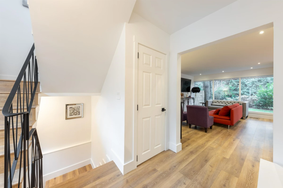 Basement Recreation Room Photo of 8 Glenmore Drive, West Vancouver, BC