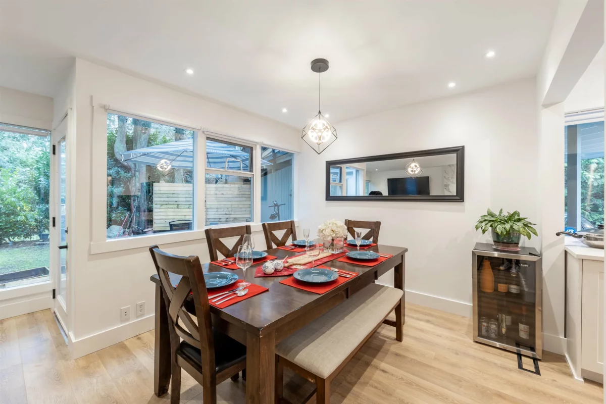 Bedroom 3 Photo of 8 Glenmore Drive, West Vancouver, BC