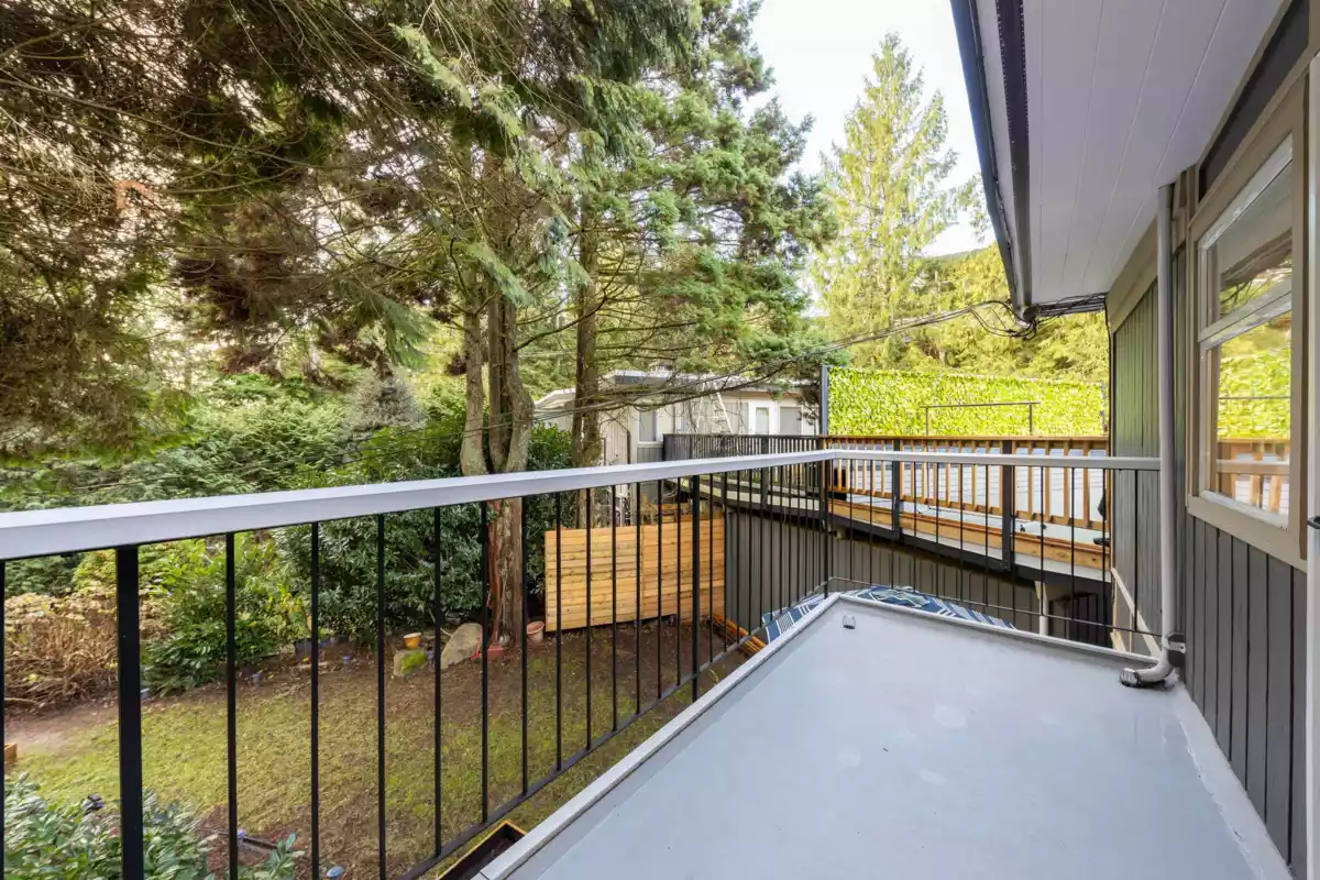 Outdoor Deck Photo of 8 Glenmore Drive, West Vancouver, BC