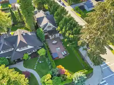 575 E 17th Street, North Vancouver, BC, North Vancouver — Single Family Residence for sale