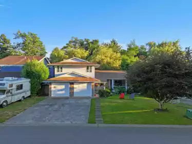 21034 Barker Avenue, Maple Ridge, BC, Southwest Maple Ridge — 3 bed single family residence for sale