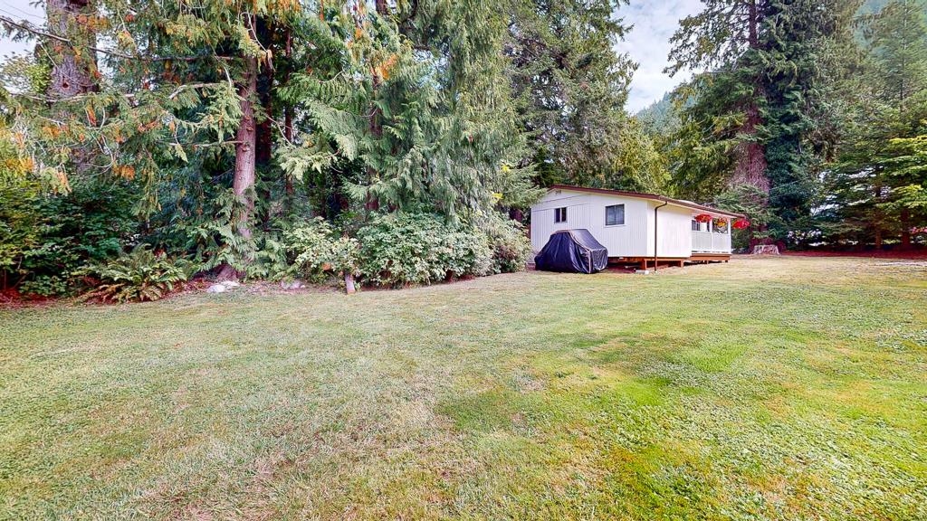 Basement Recreation Room Photo of 5223 Wesjac Road, Madeira Park, BC